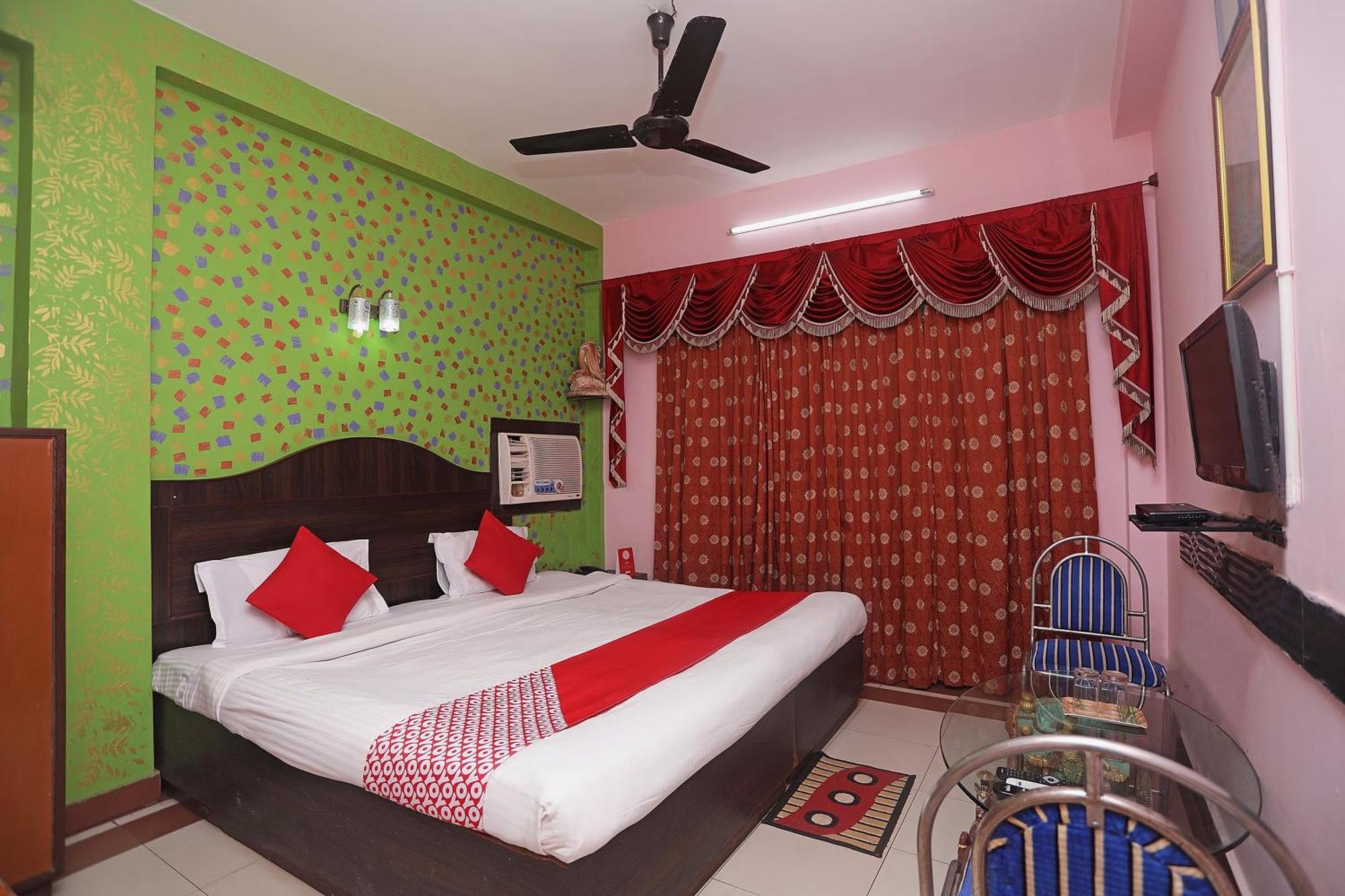 Hotel Super Capital O Ashraya Puri